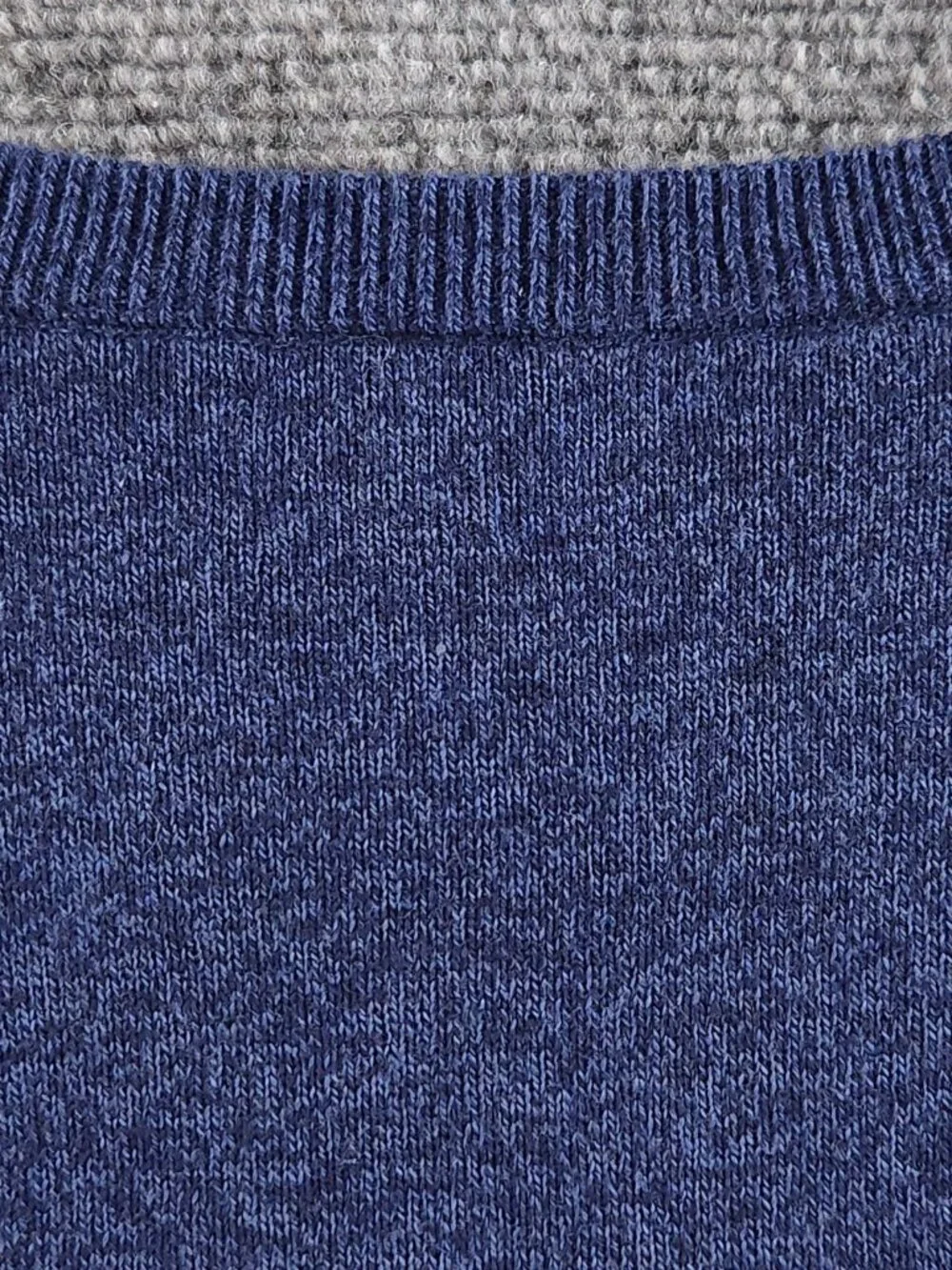 NWT Banana Republic Premium Luxe Yarn Blue Heathered Sweater Knit Crew Pullover